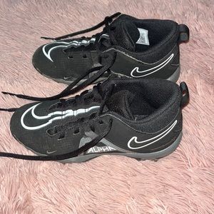 Size 2 Nike cleats (kids)